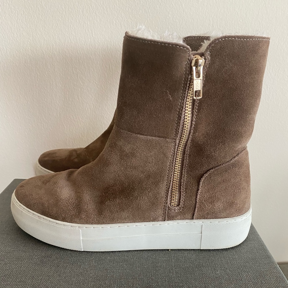 J slide Henley waterproof bootie